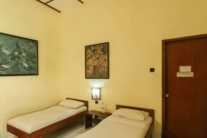 Room 22 of 44
