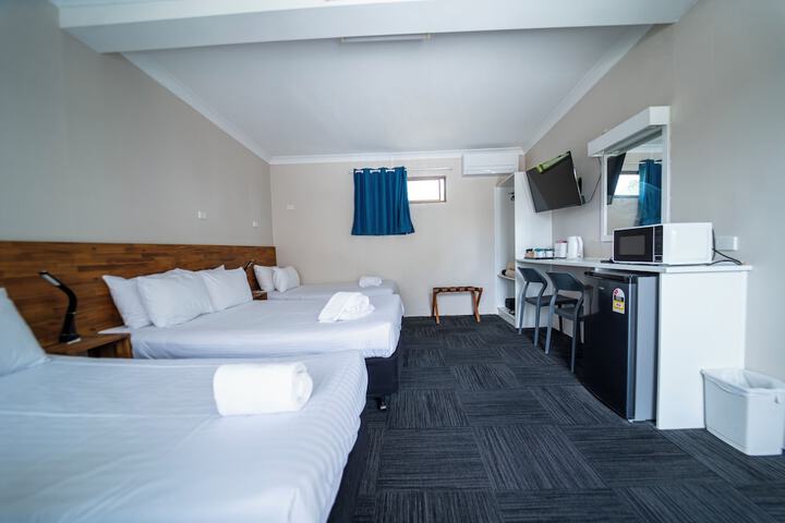 Room 22 of 51