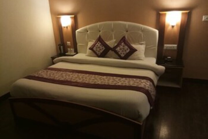 Room 22 of 39
