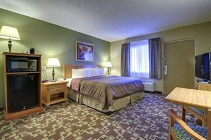 Image of Boarders Inn & Suites