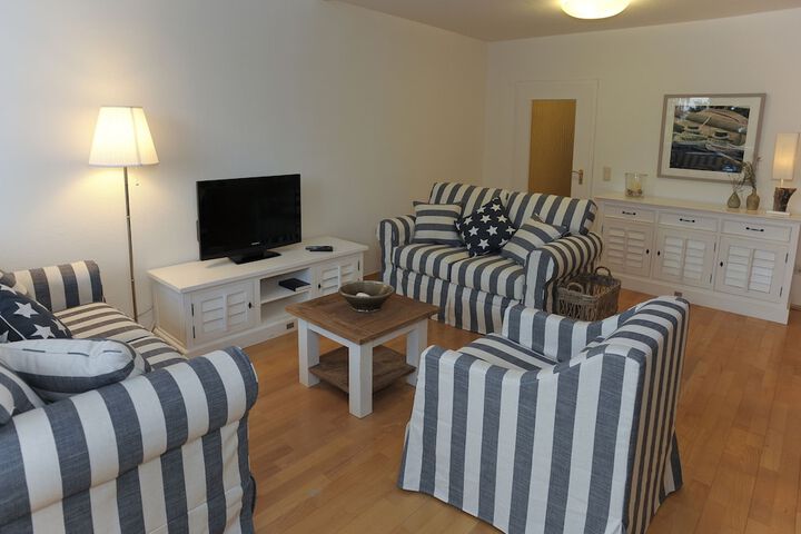 Room 15 of 42