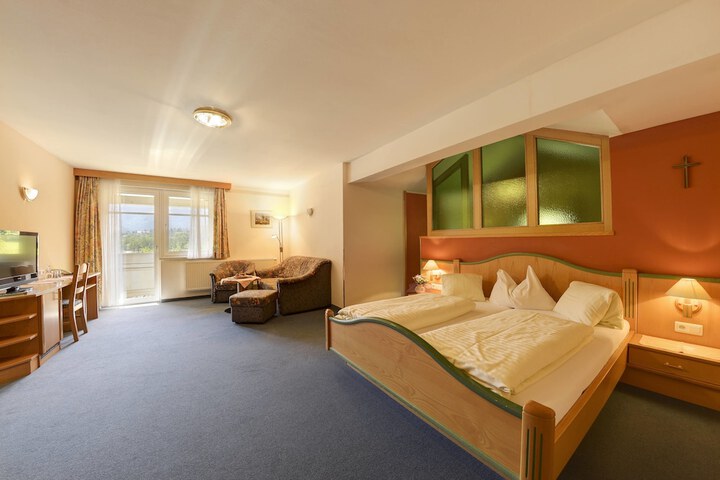 Room 8 of 39
