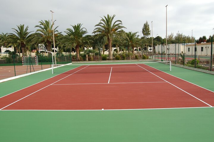 Tennis court