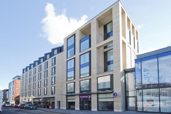 Photo of Premier Inn Edinburgh Cc Royal Mile