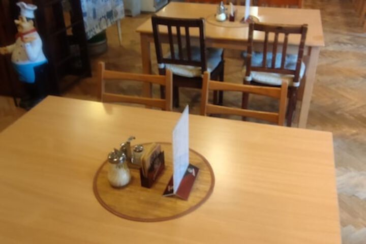 Dining 45 of 88