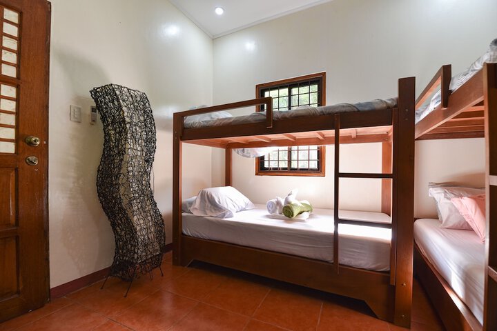 Room 5 of 69