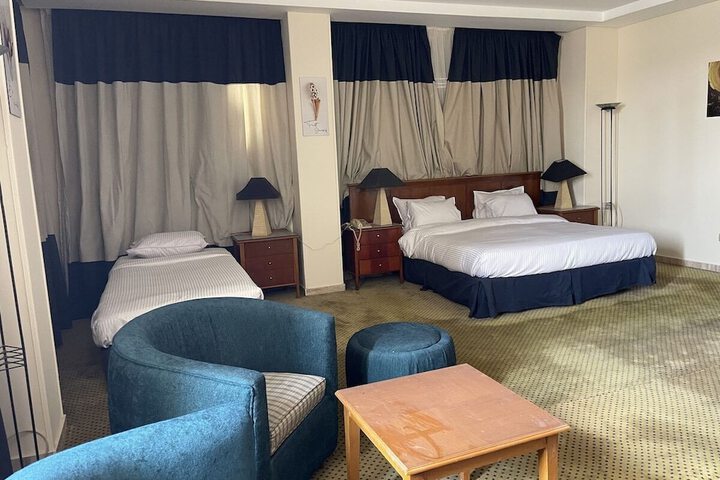 Room 14 of 53