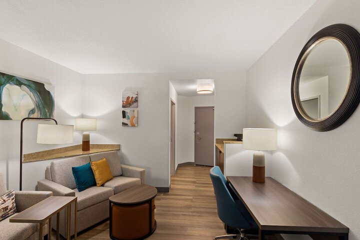 1 Bedroom Suite (11 of 16)