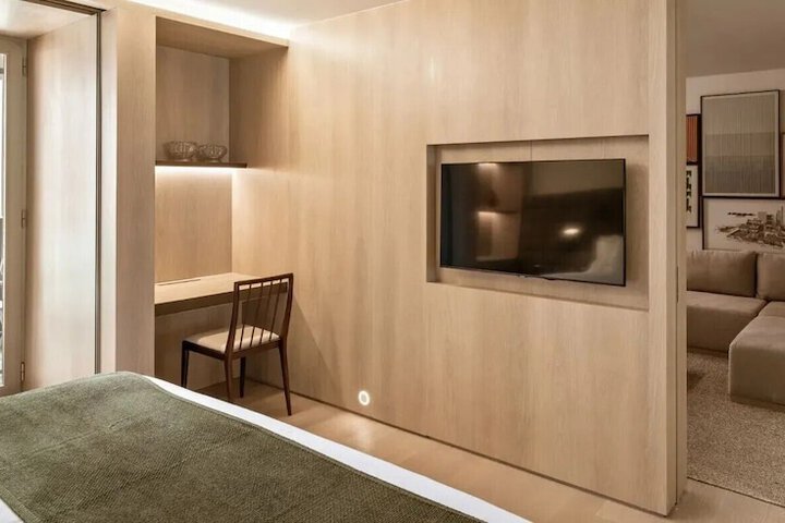 Room 12 of 47