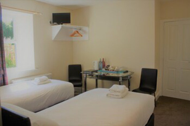 Room 22 of 36