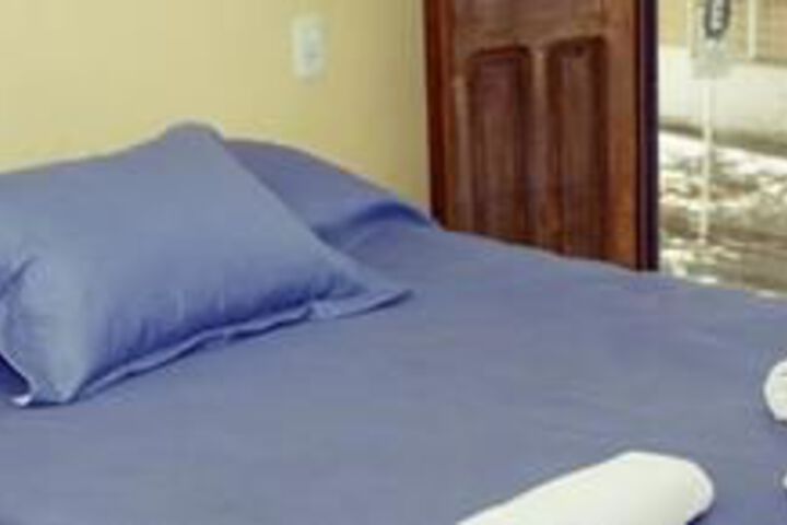 Room 8 of 16
