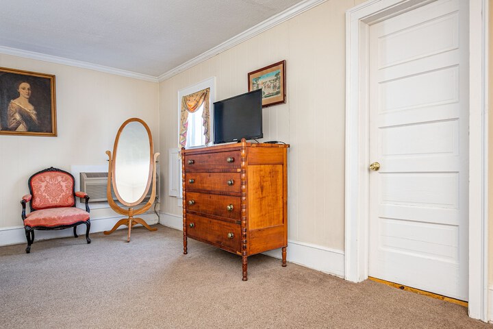 Cedar Creek Guest Room Double Bed (3 of 43)