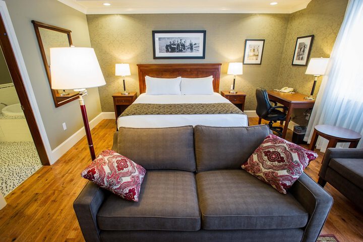 Room 7 of 140