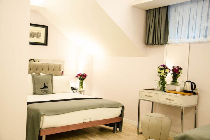 Room 20 of 62