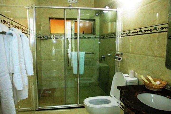 Room 15 of 36