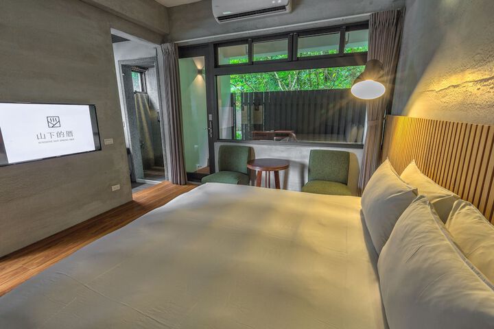 Room 3 of 39