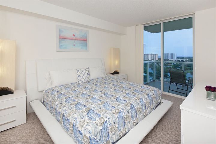 Room 10 of 79