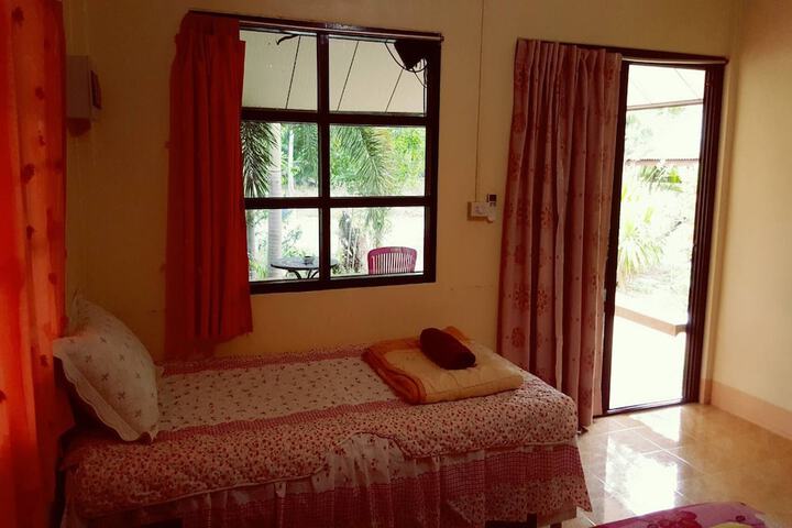 Room 10 of 61