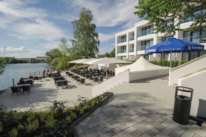 Terrace/Patio 15 of 40
