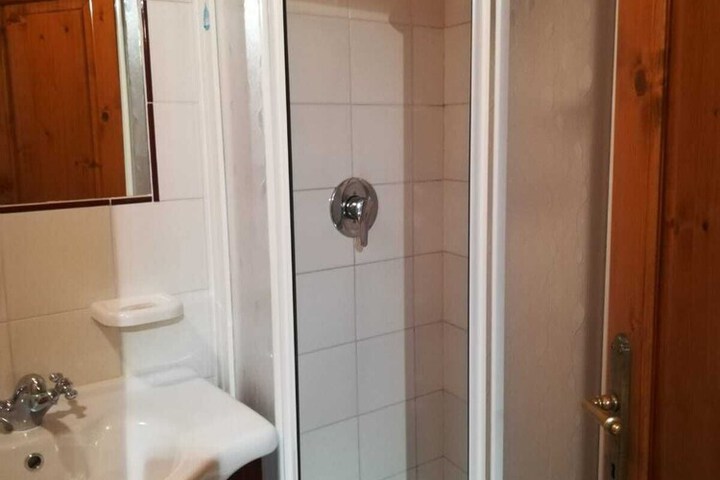 Room 16 of 53