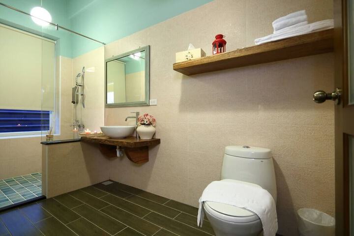Room 54 of 60