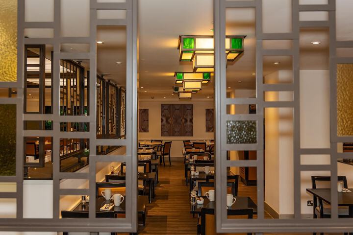 Dining 179 of 284