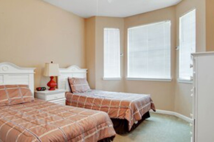 Room 132 of 143