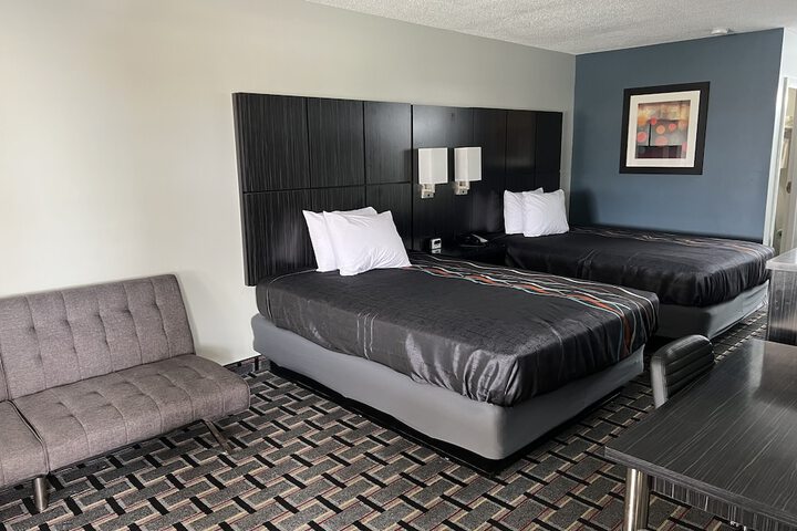 Room 17 of 41