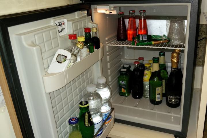 Minibar