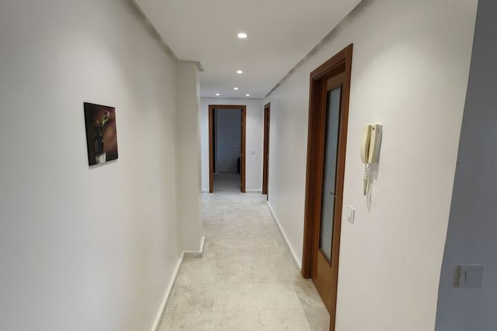 Room 182 of 404