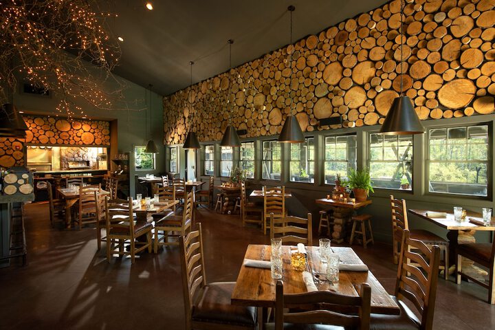 Dining 110 of 142