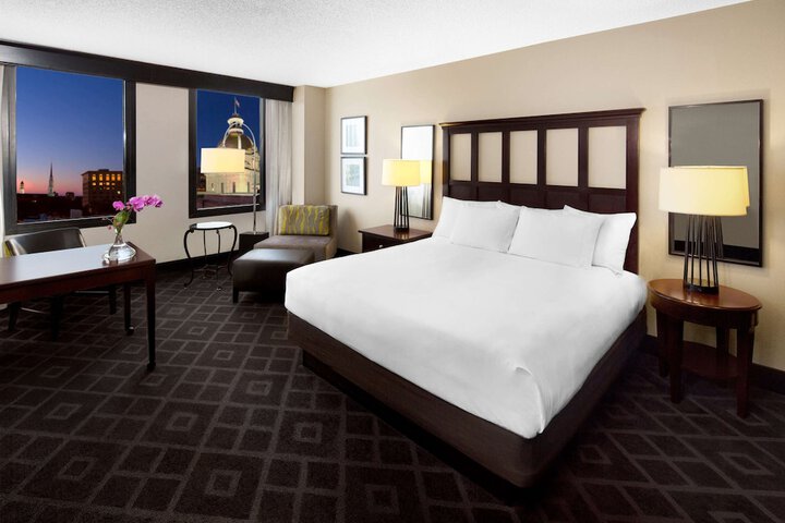 1 King Bed (26 of 26)