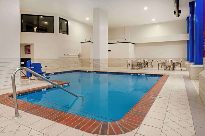 Pool 31 of 45