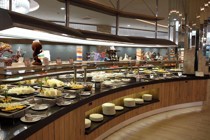 Dining 188 of 254