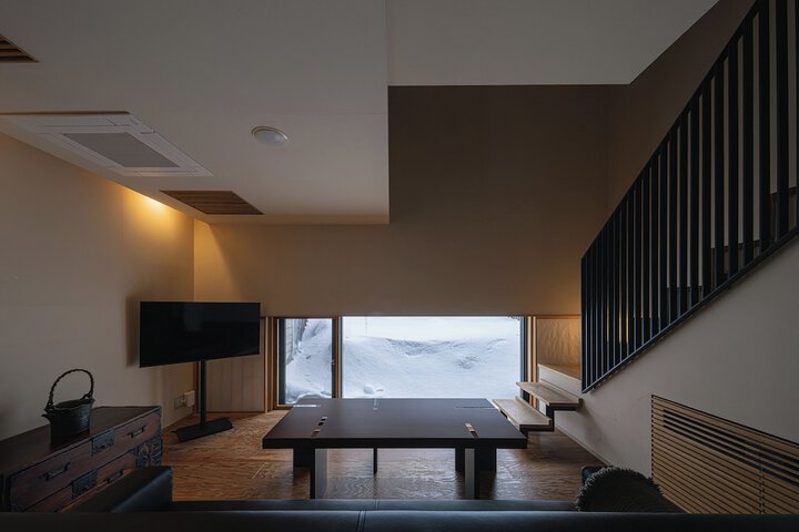 Room 27 of 66