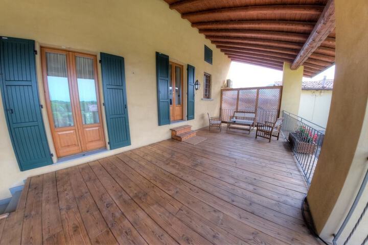 Terrace/Patio 20 of 34