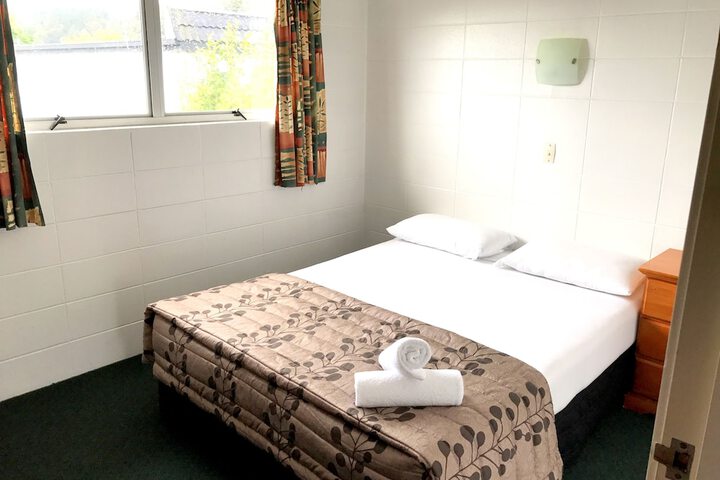 Room 16 of 69