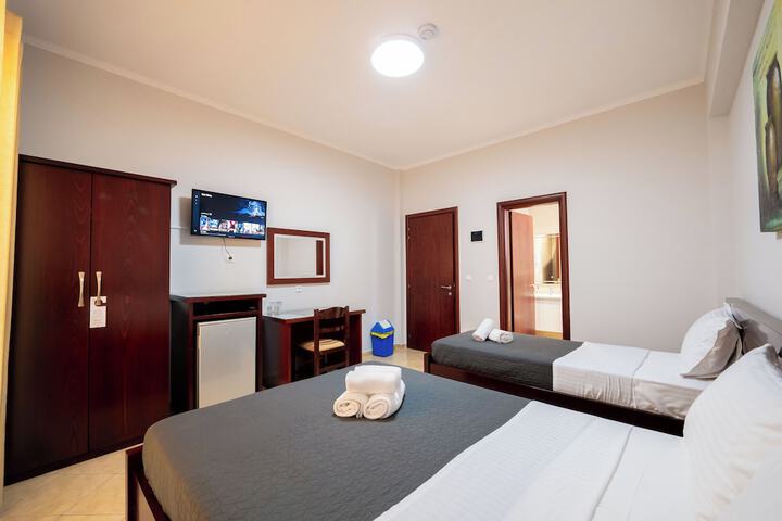 Room 84 of 245