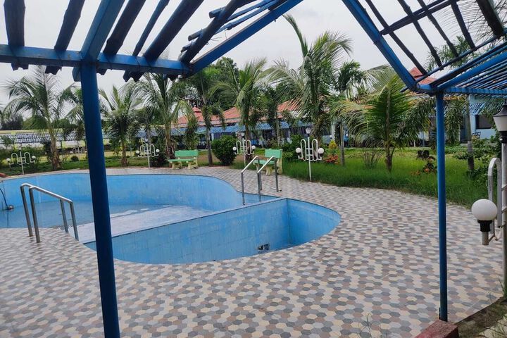 Pool 18 of 62