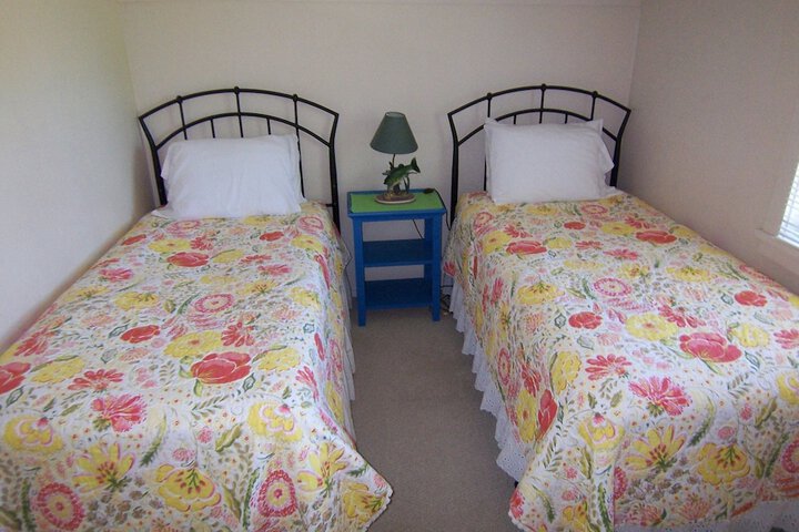 Room 13 of 100