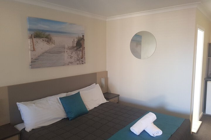 Room 12 of 35