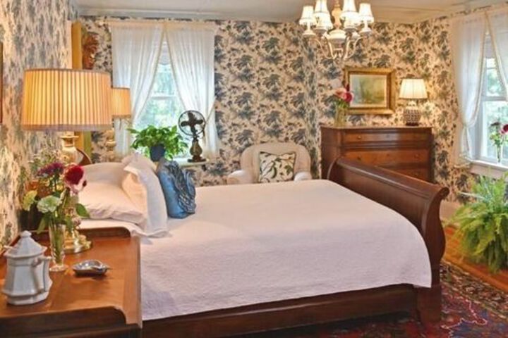Room 3 of 48