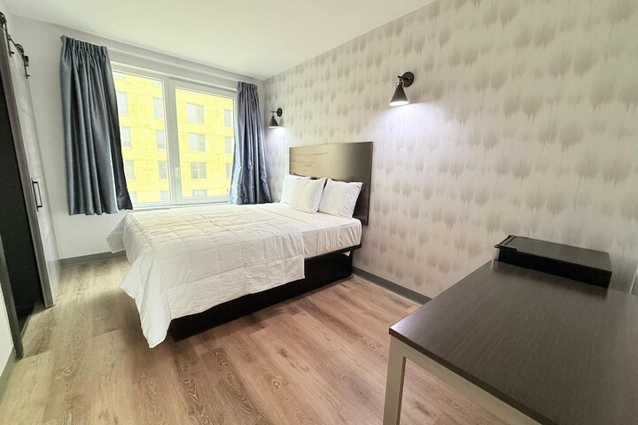 Room 12 of 22
