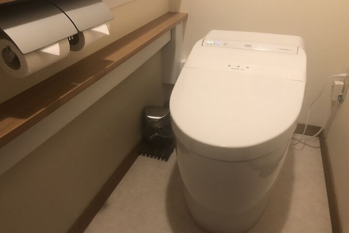 Room 17 of 42