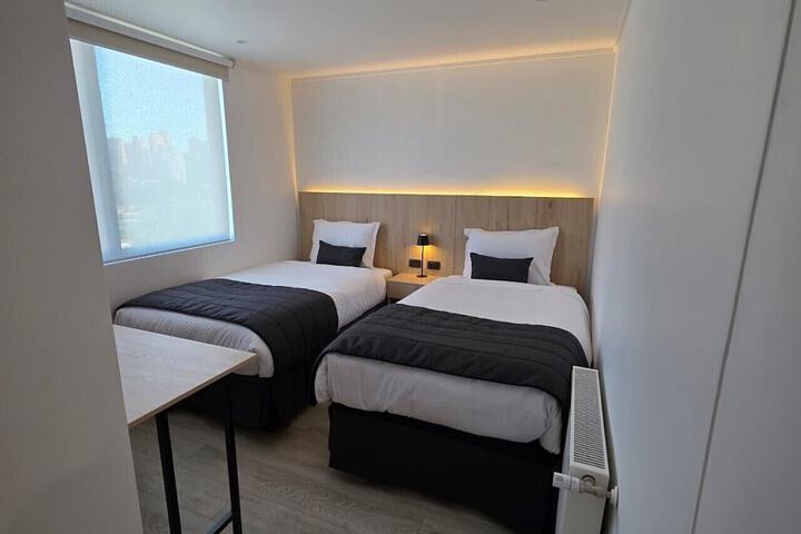 Room 6 of 34