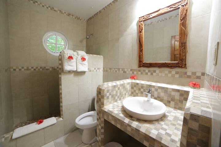 Room 10 of 45