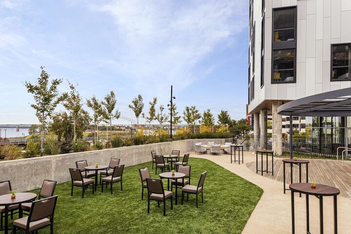 Sundeck