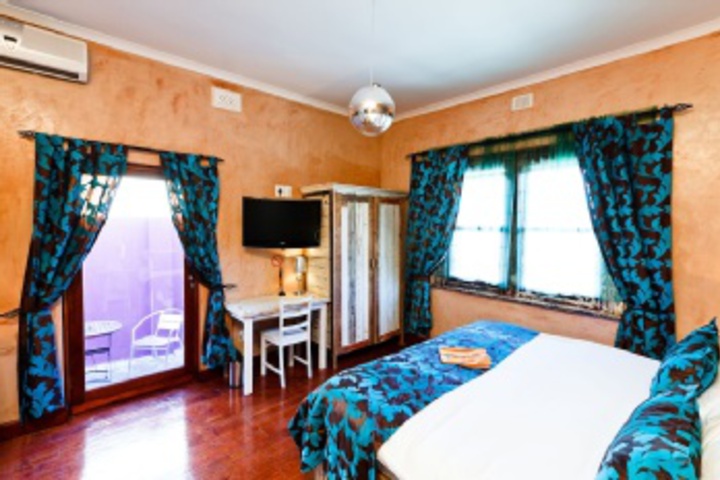 Room 130 of 252