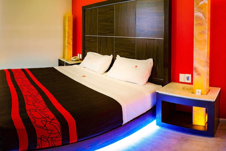 Room 5 of 21