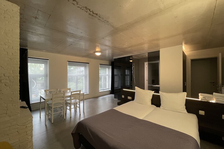 Room 20 of 113